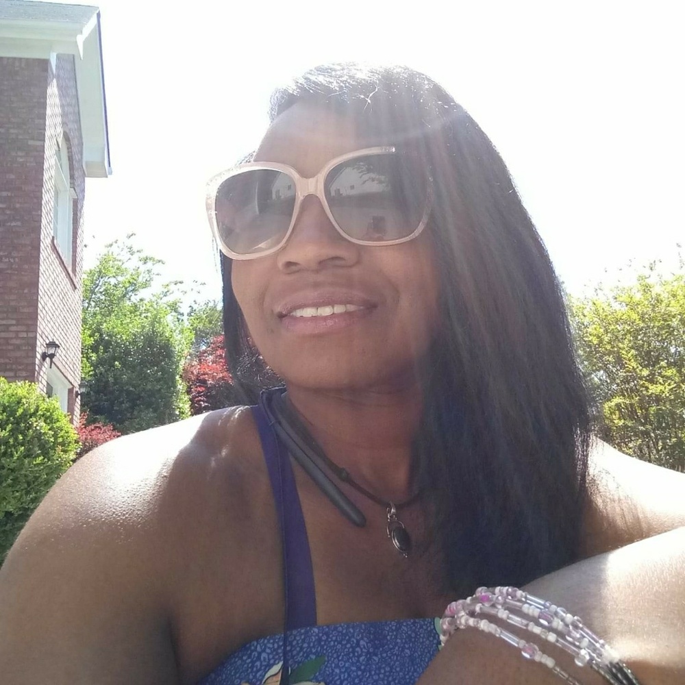 Meet your Posher, Candice